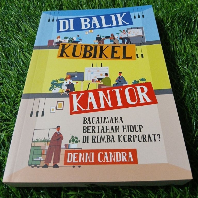 buku di balik kubikel kantor
