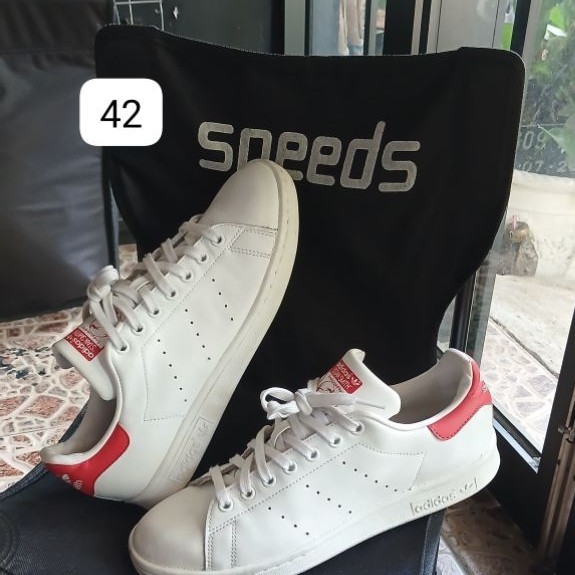 ADIDAS STAND SMITH WHITE RED ORIGINAL SEPTUHU ADIDAS OLAHRAGA
