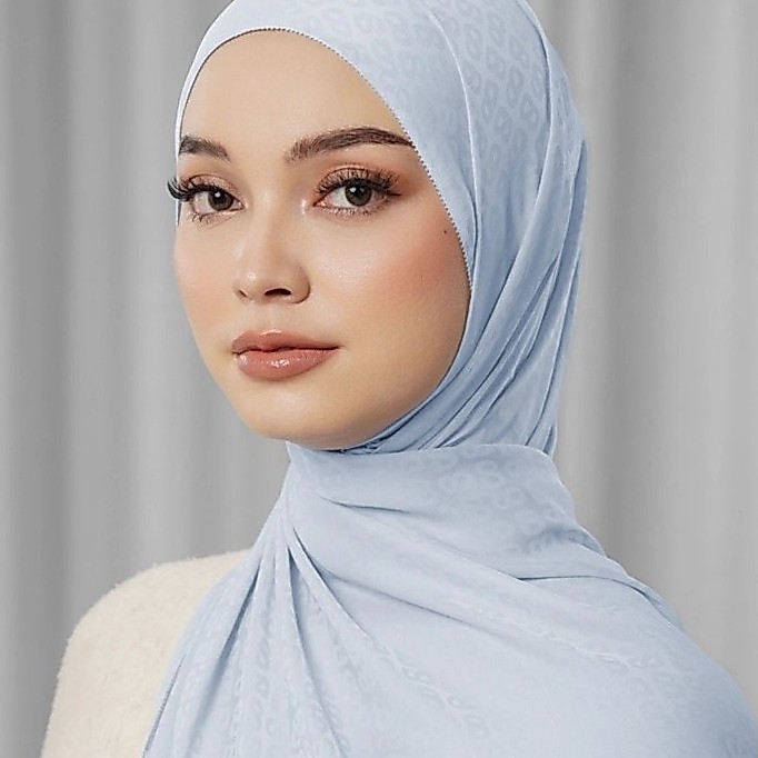 Tapis Satin Jacquard Shawl Buttonscarves