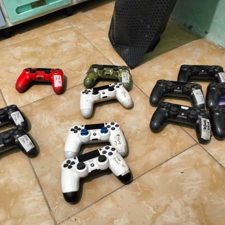 Stik PS4 ORI pabrik rusak untuk kanibalan