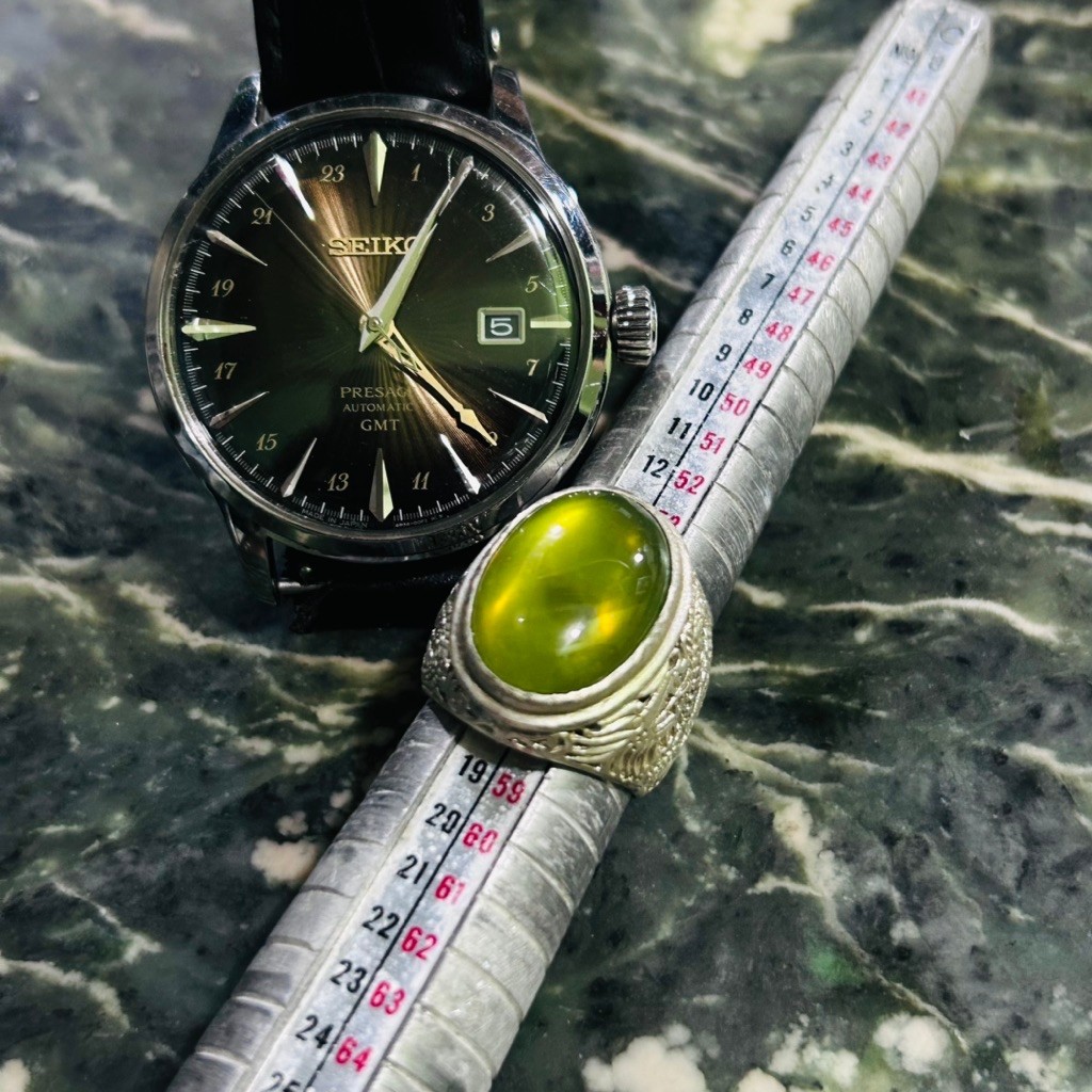 Idocrase Neon green super