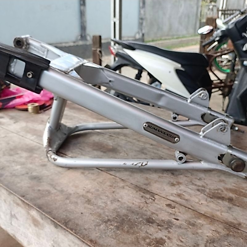 ARM/SWINGARM NINJA RR ORI PNP TIGER