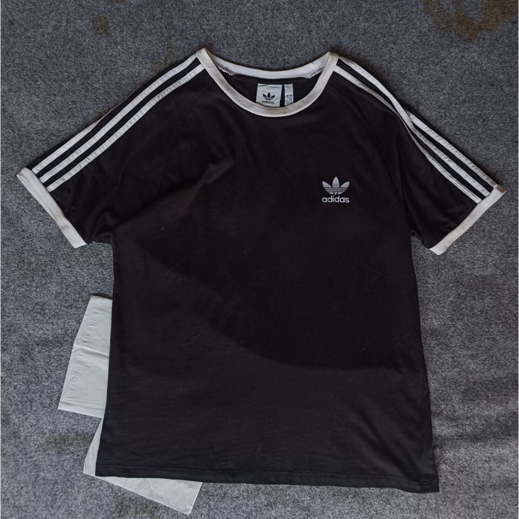kaos Adidas ringer