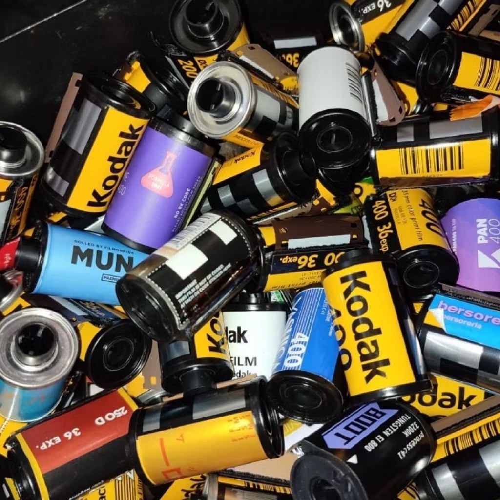 CANISTER ROLL FILM BEKAS