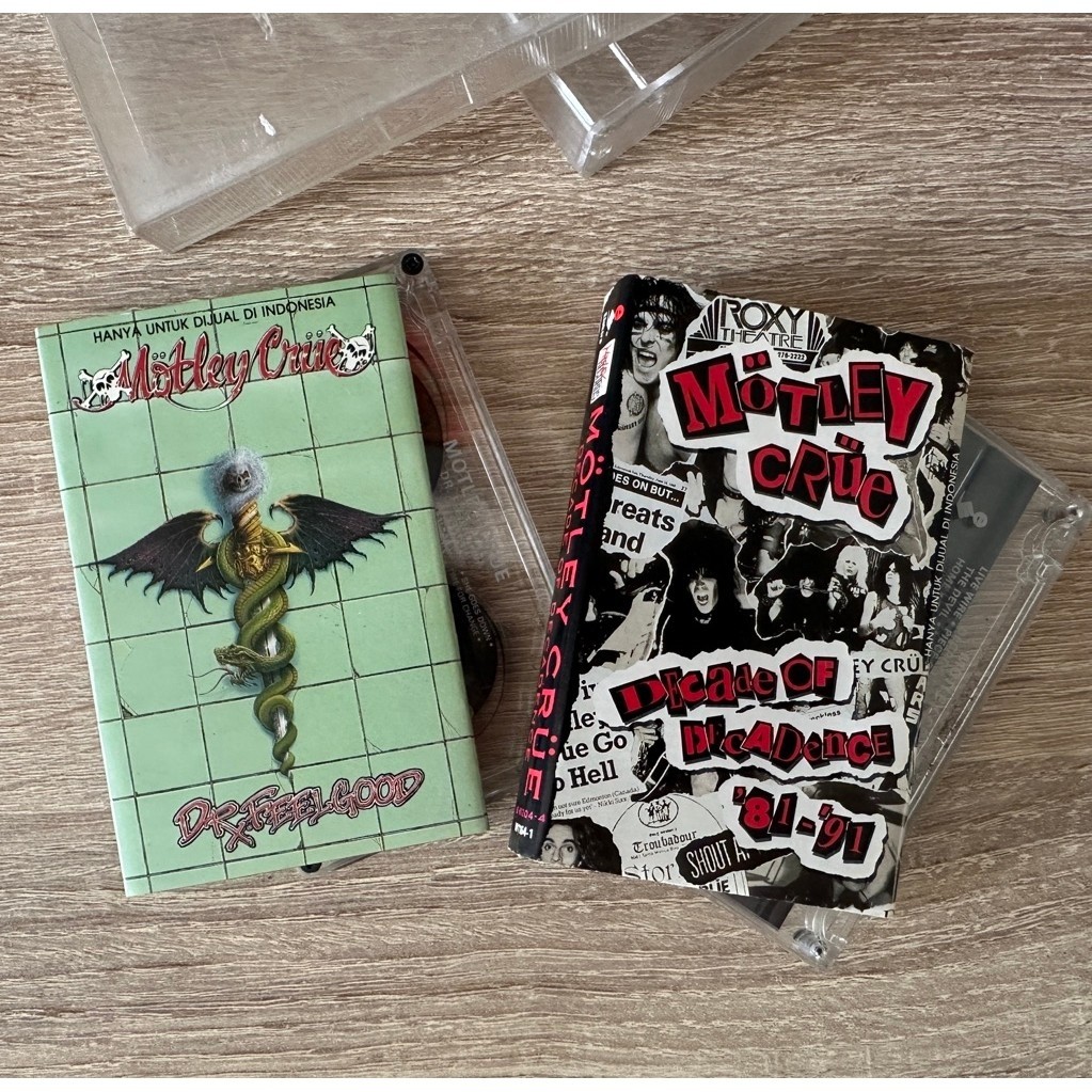 Kaset Pita Motley Crue (2 album)Dr.Feelgood