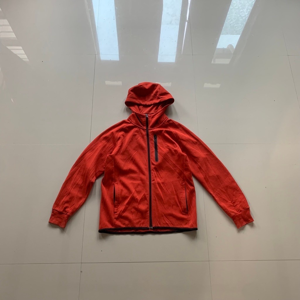 Hodie Jacket Uniqlo Tech