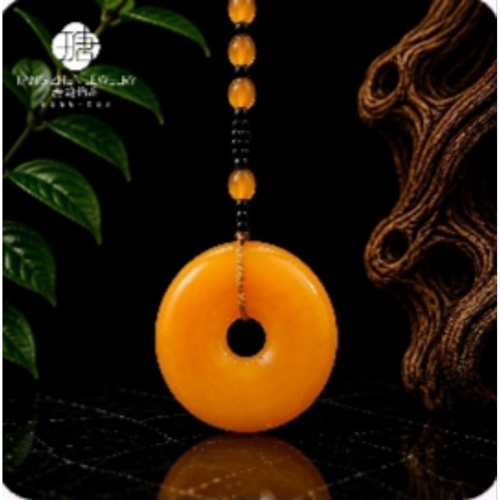 kalung liontin batu permata amber Burma