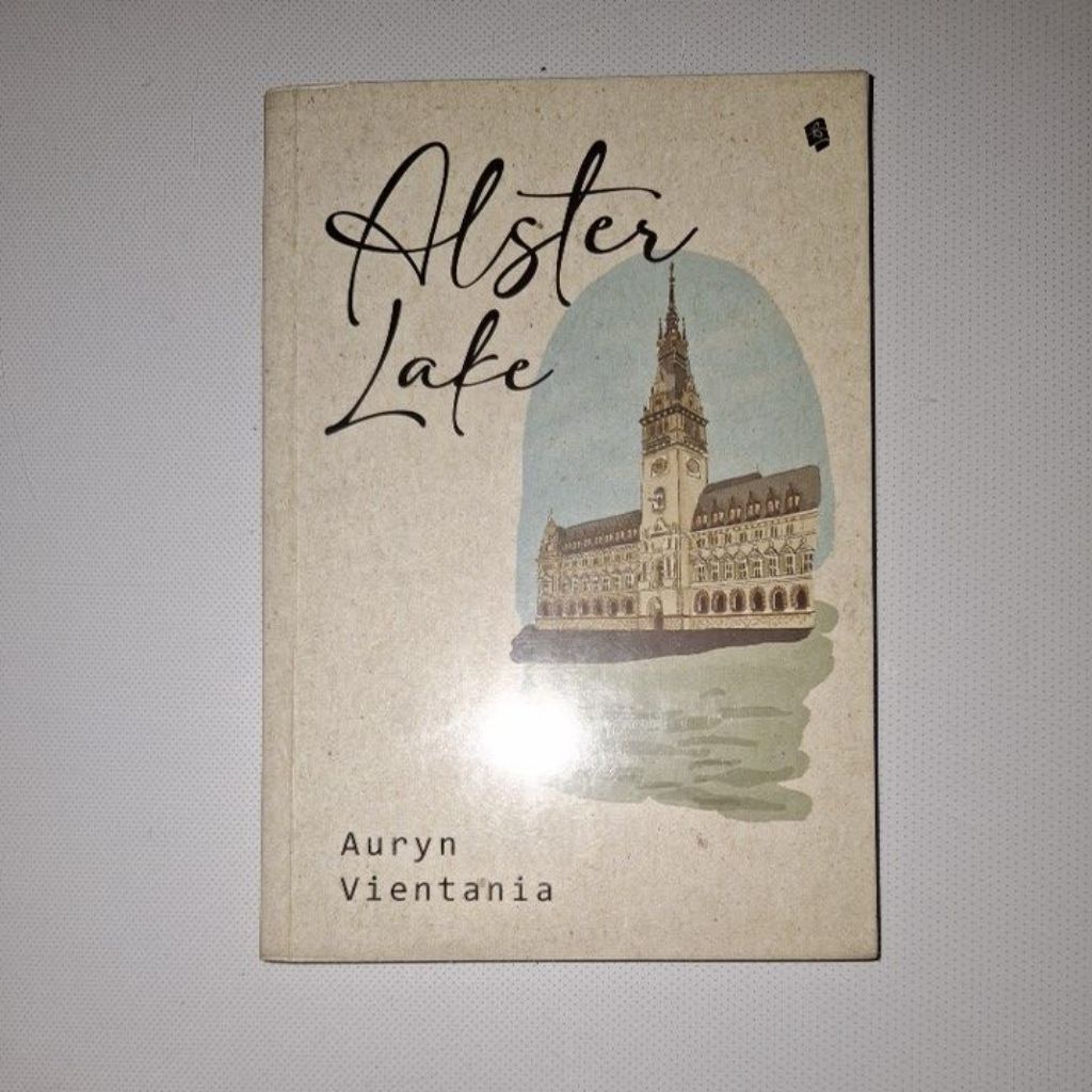 Preloved Novel Alster Lake 65 K (Pelunasan)