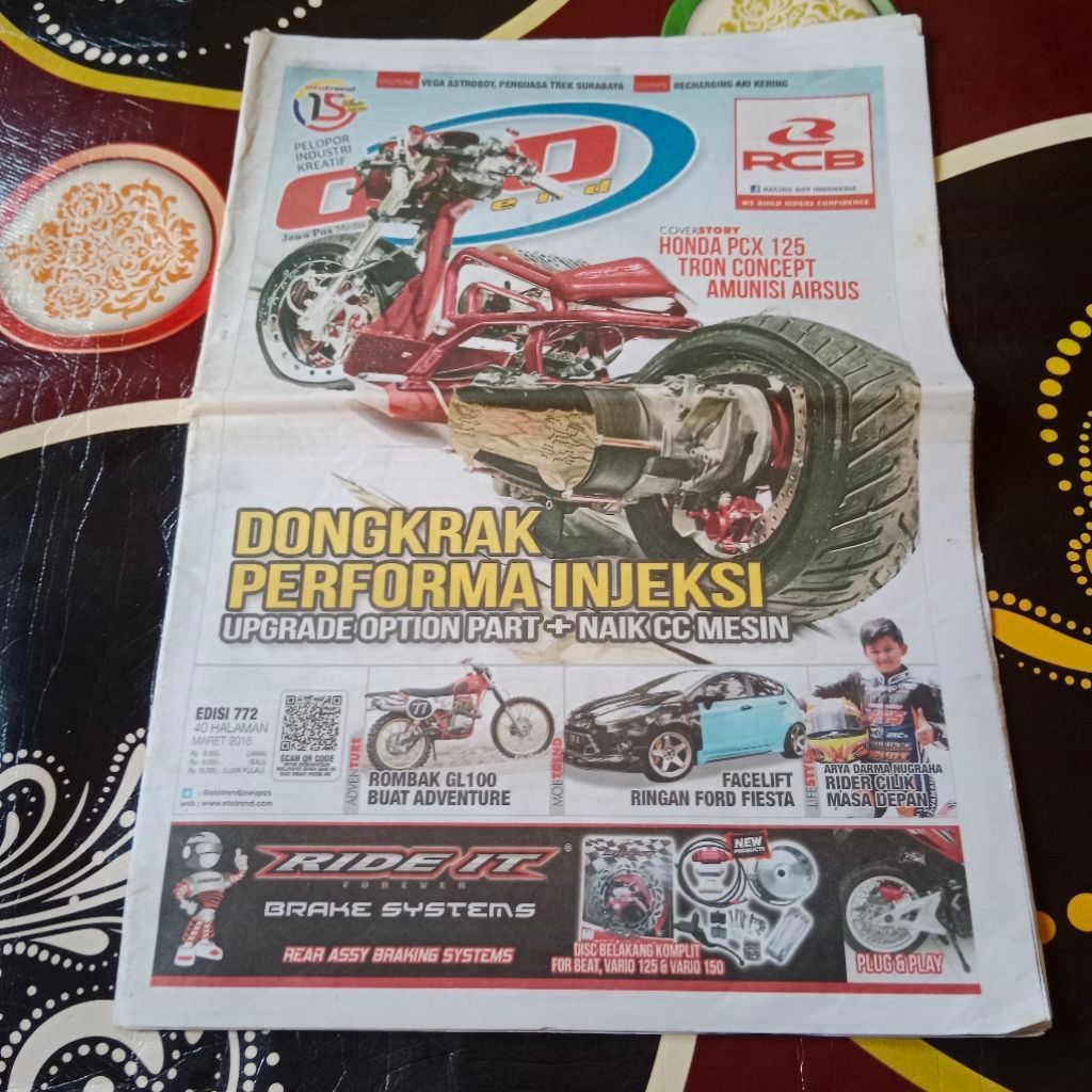 TABLOID OTOMOTIF OTO TREND