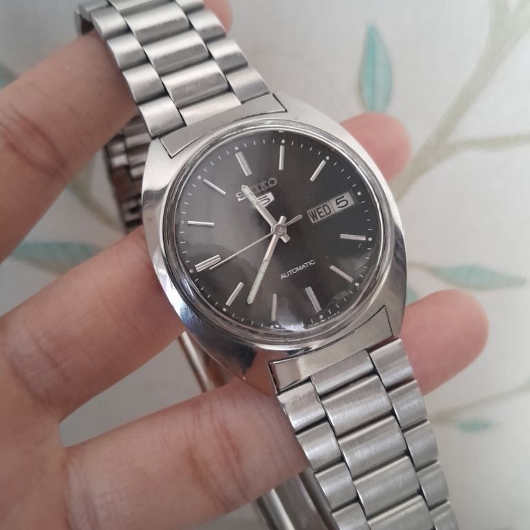 Jam seiko 5 automatic vintage caliber 7009