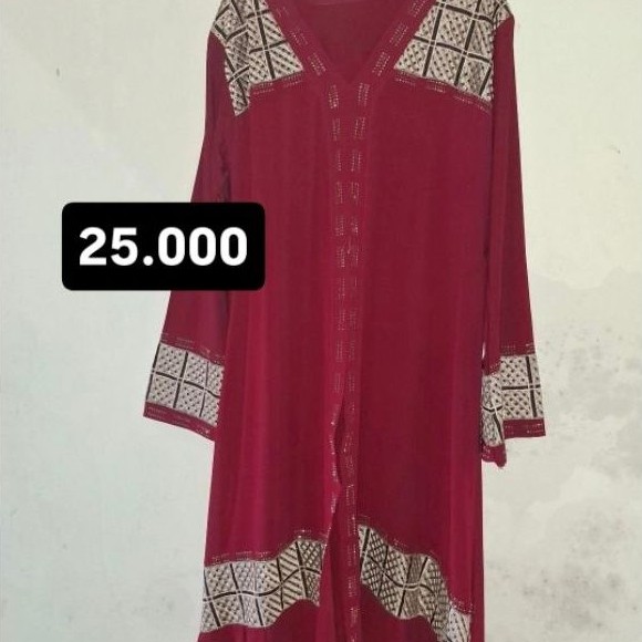 abaya maroon
