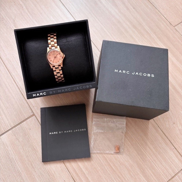 Preloved Jam Tangan Marc Jacobs Henry Dinky Rose Gold