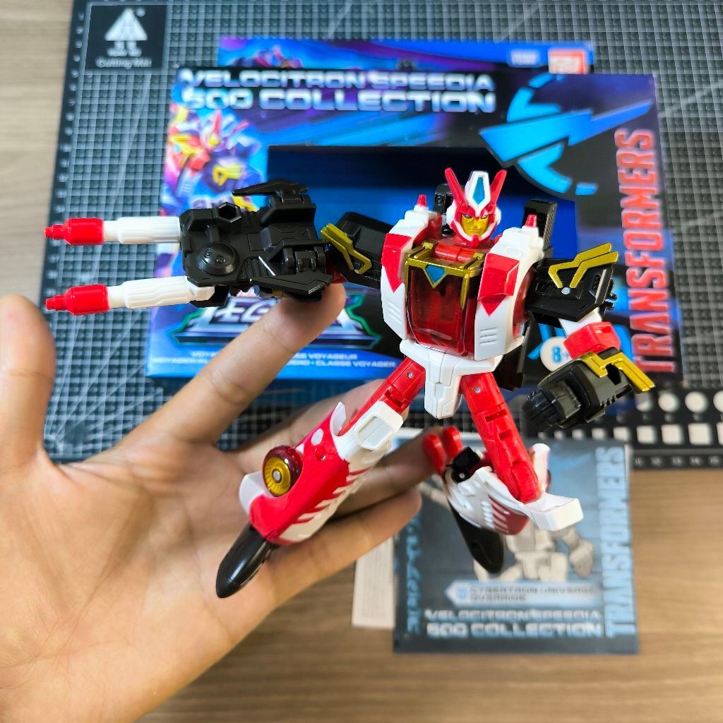Transformers Legacy Velocitron Speedia 500 Collection Voyager Cybertron Universe Override bib