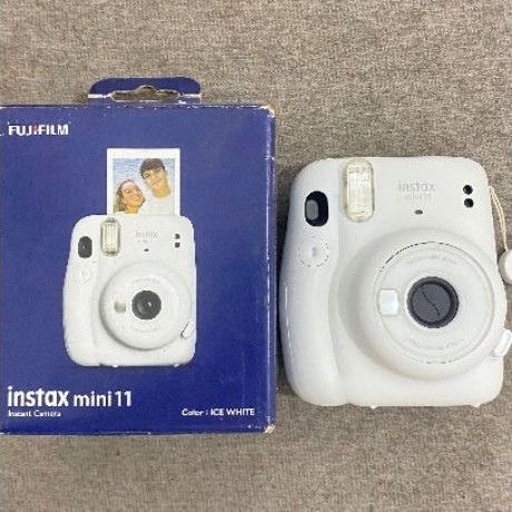 INSTAX MINI 11 (SECOND)