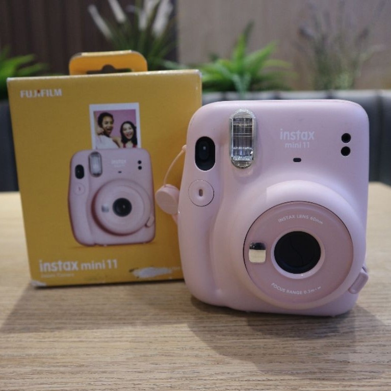 Preloved Fujifilm Instax Mini 11 Blush Pink