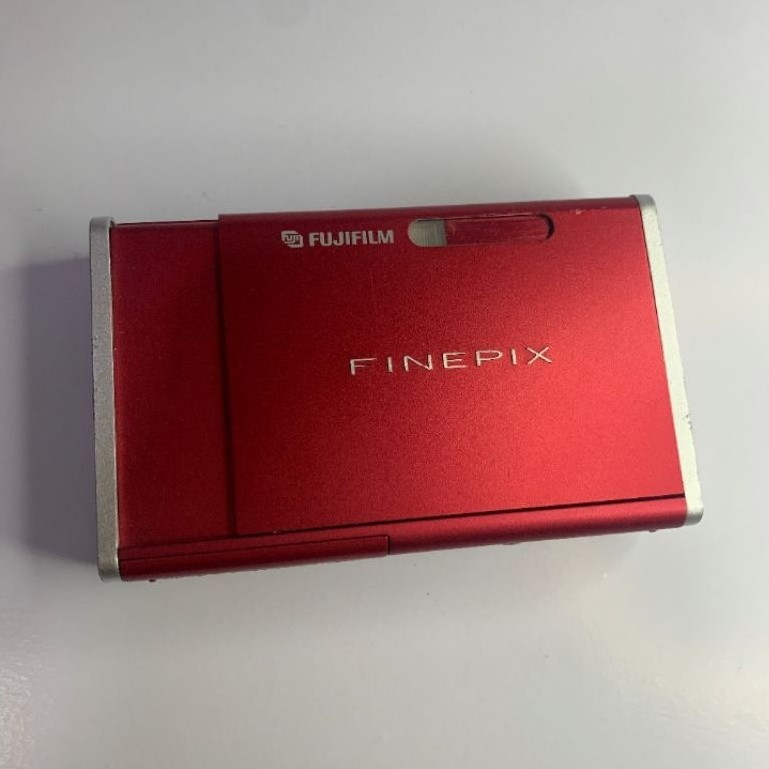Camera fujifilm finepix z1 (Japan edition )