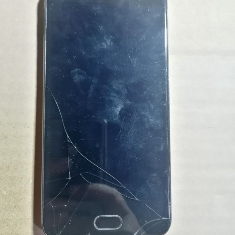 lcd  Evercoss Genprro s50 ori copotan minus retak sentuh normal..