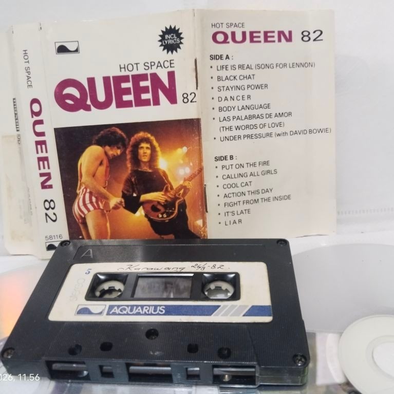 kaset pita Queen 82 hot space