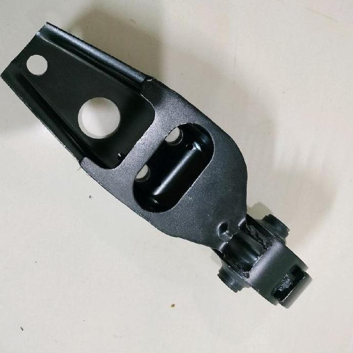 Engine Mounting Tengah Belakang Starlet Kapsul RBI