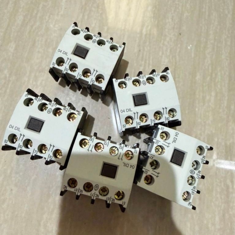 MOELLER AUXILAIRY CONTACTOR 04DIL 4NC