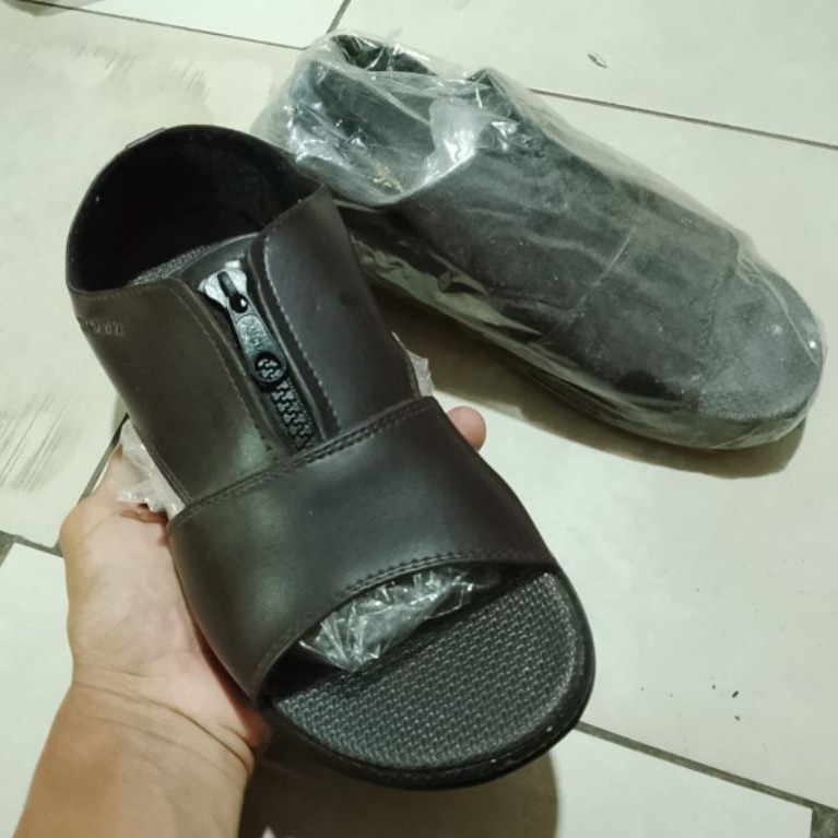 Sepatu Sandal Barnet