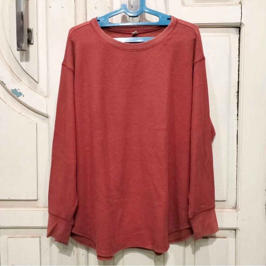 [preloved] Kaos Uniqlo Waffle Longsleeve (BACA DESKRIPSI)