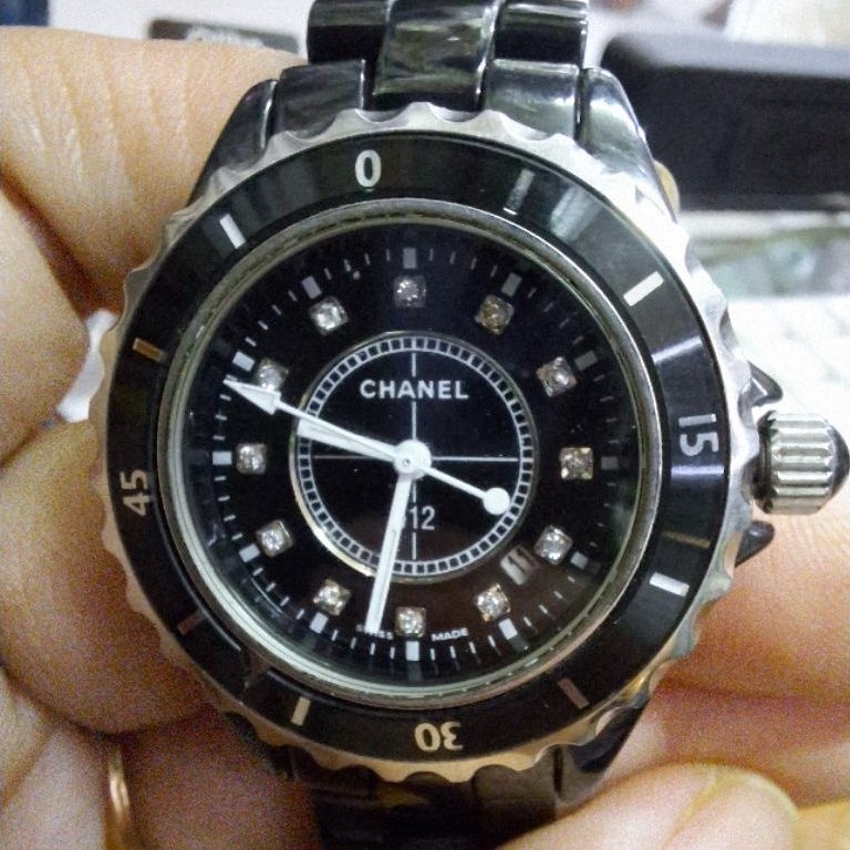 jam preloved Chanel J12