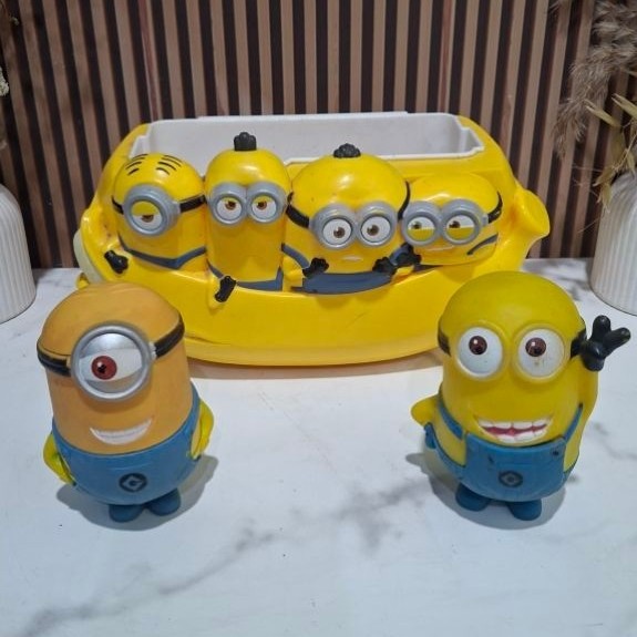 figure dan popcorn bucket minion
