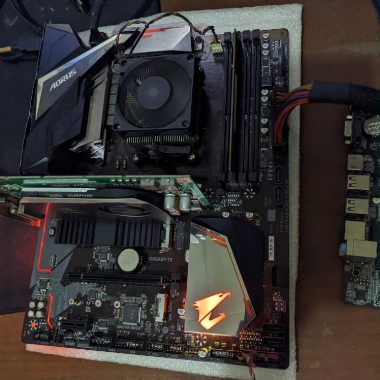 ryzen 7 1800x mobo aorus b450