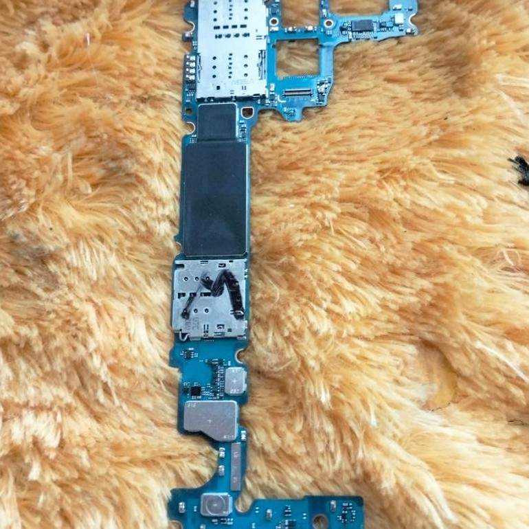 mesin samsung a8 2018 a530f  kondisinya mati