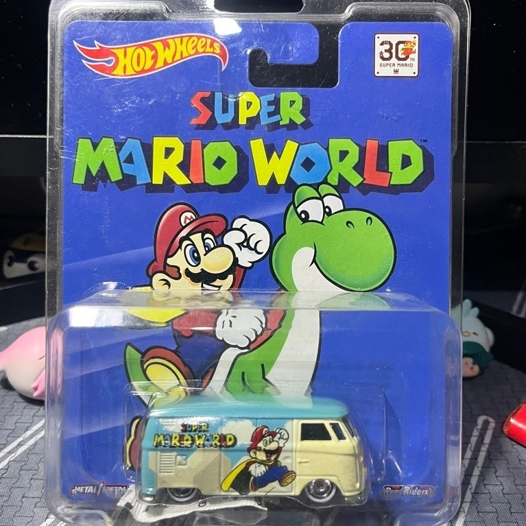Hot Wheels Pop Culture Super Mario VW T1 Panel Bus Diecast Mobil