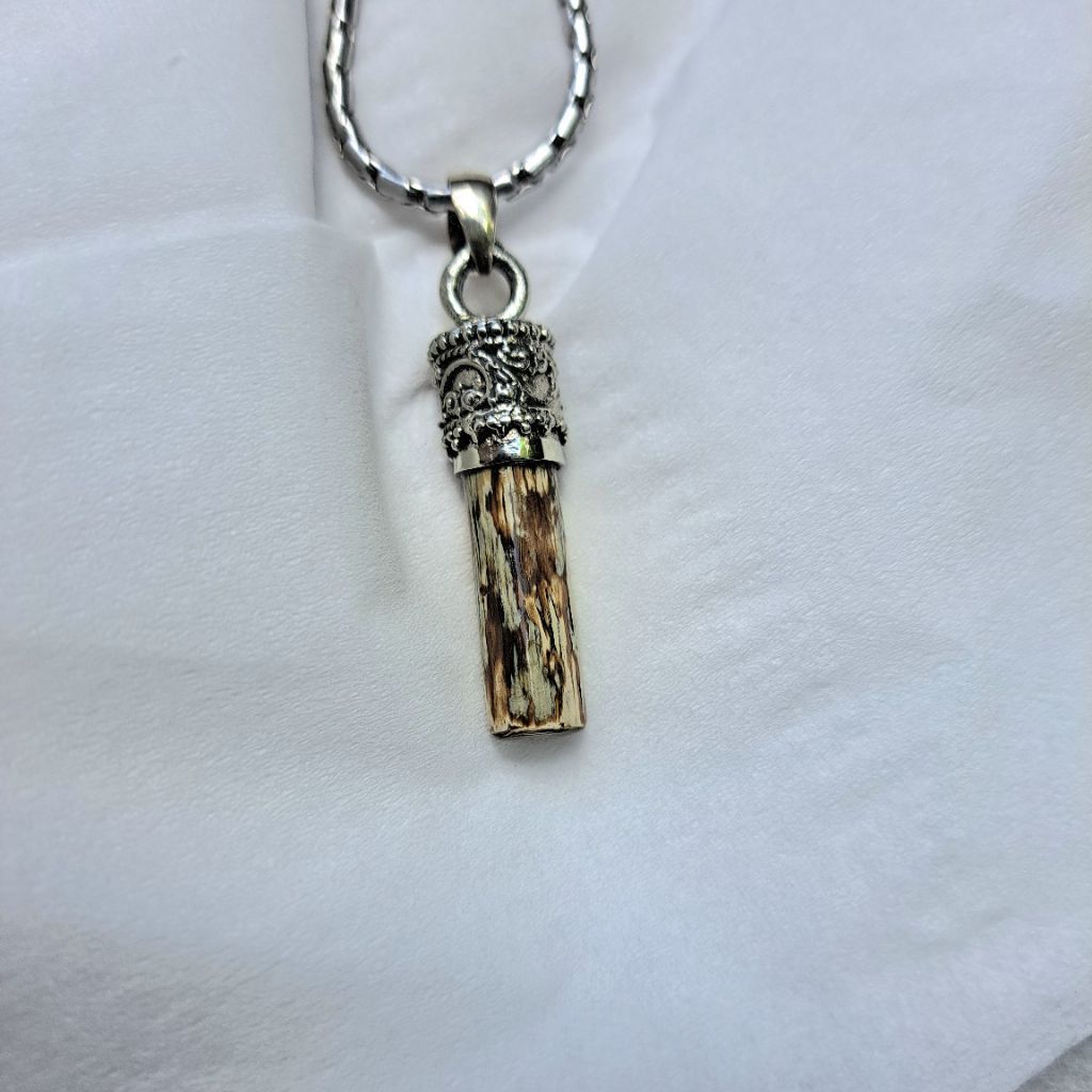 LIONTIN KALUNG ULI GADANG HIJAU SERAT EMAS ASLI NUSA PENIDA BALI