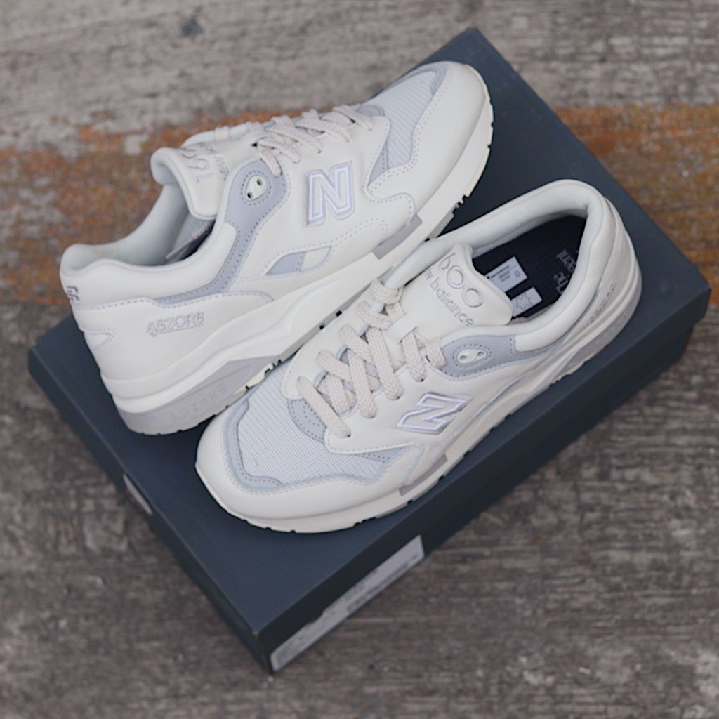 NEW BALANCE 1600 WHITE SEA SALT ABZORB BNIB CM1600WP