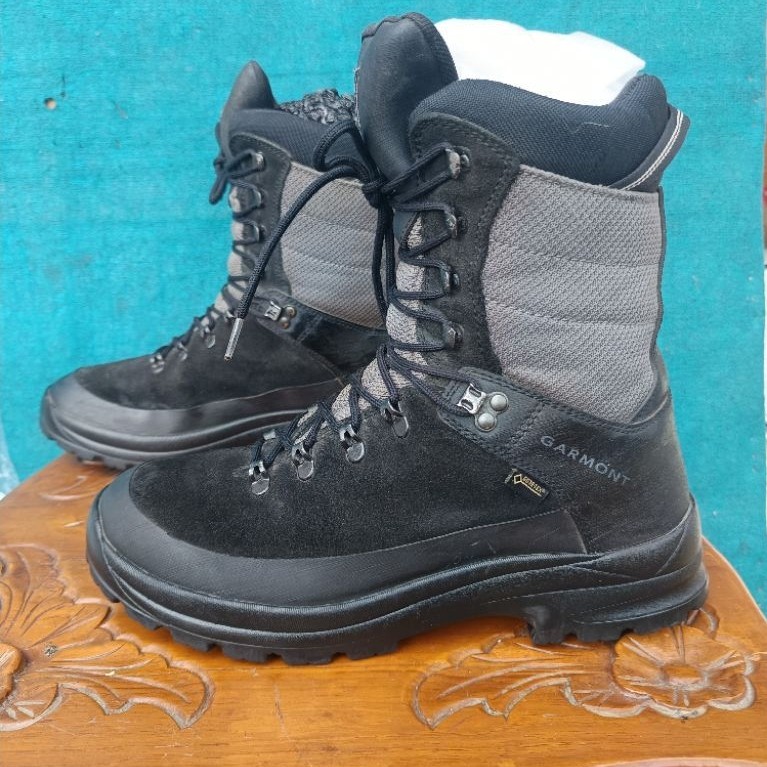 Garmont size 44 insole 27,5cm sepatu hiking, outdoor, gunung, mendaki, lapangan, kerja, motoran, tou