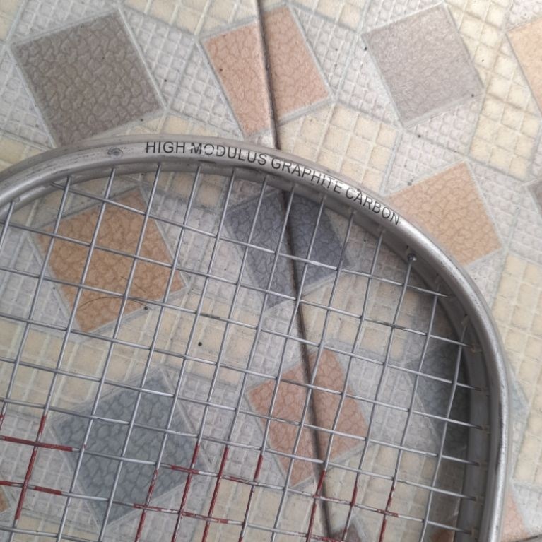 raket squash wish bekas