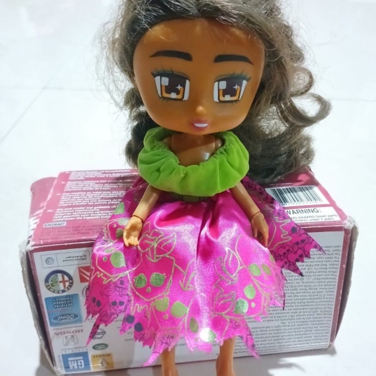 Preloved Boxy Dolls