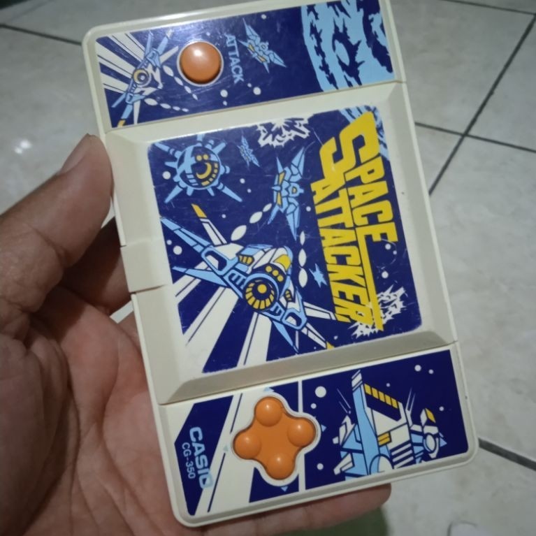 Gimbot Casio jadul game space attacker