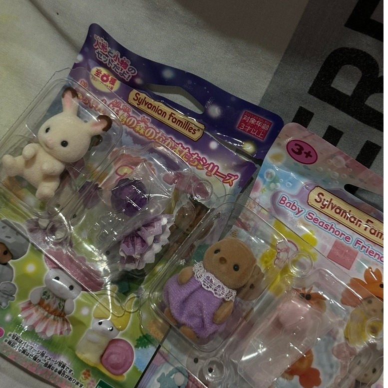 [admin 11%] Slyvanian Families Sells