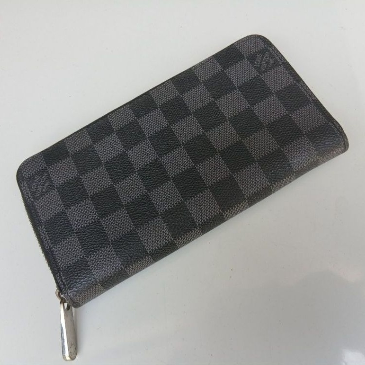 LV Zippy Wallet Damier Graphite 2012 Preloved