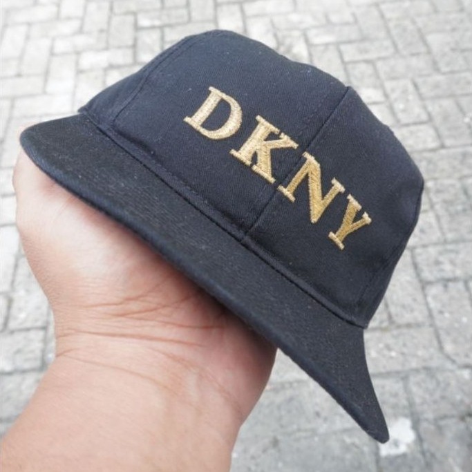 dkny Donna Karan New York snapback