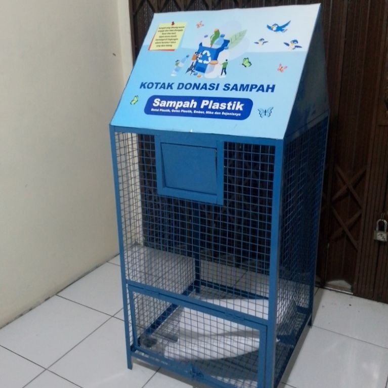 Kotak Donasi Sampah Botol Plastik / Bank Sampah Plastik Daur Ulang