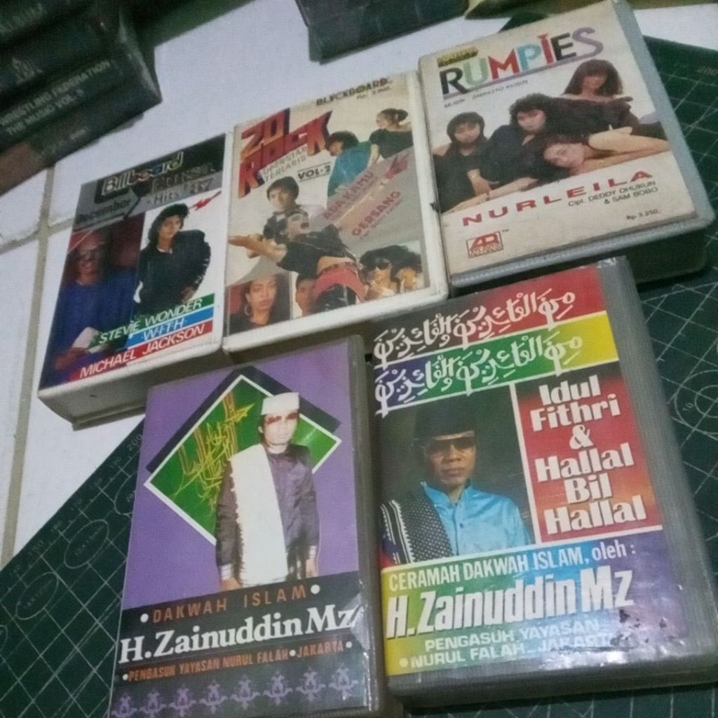 LEPAS  KOLEKSI   PRIBADI  OMA IRAMA DKK  BOX KASET PITA