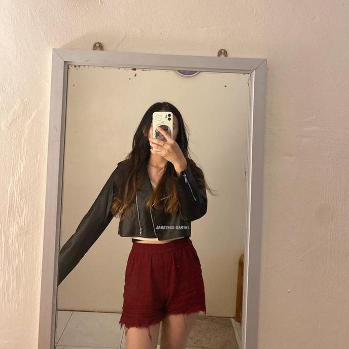 Wearwear- Jnk X Yura - Jaket Nita Crop Top Bahan Semi Kulit Sintetis Viena Faux Synthetic Leather Bl