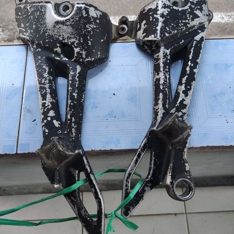 postep fostep belakang mp/megapro primus ori
