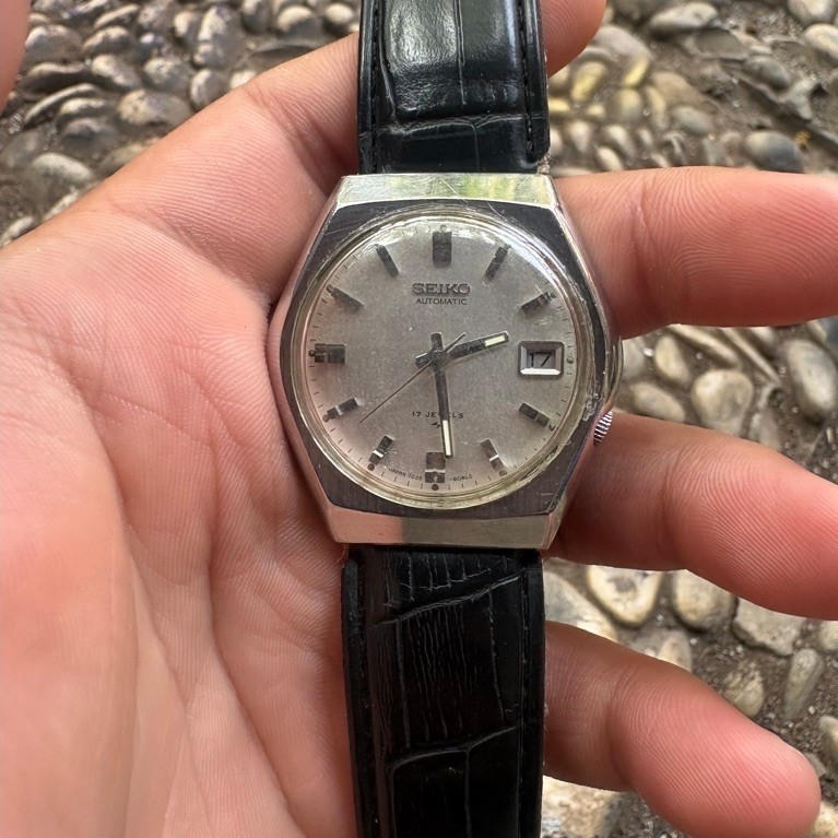 Seiko 7005