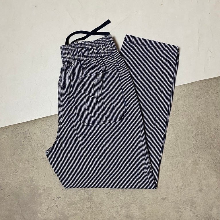 ZT 024 - GU by UNIQLO Relaxed Hickory Pants.