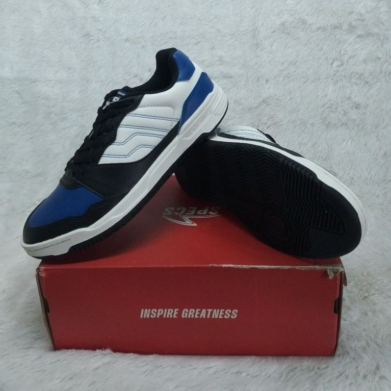 SEPATU SNEAKERS PIERO XK8X