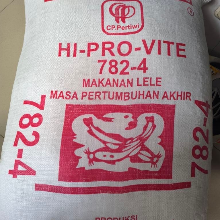 Pakan Lele Hi Pro Vite 782 - 4 / Pakan Ikan Nila / pakan Ikan Patin