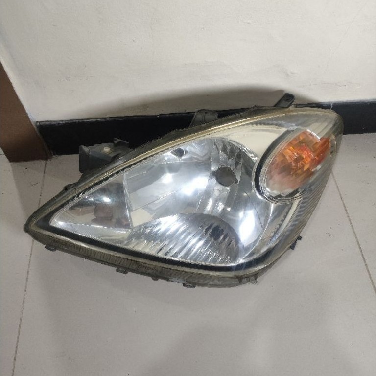 Headlamp Lampu Depan Avanza Xenia VVTI 2008-2011 Kiri Original