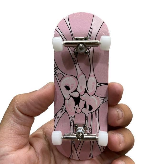 Rainwood Fingerboard Bubble Pink